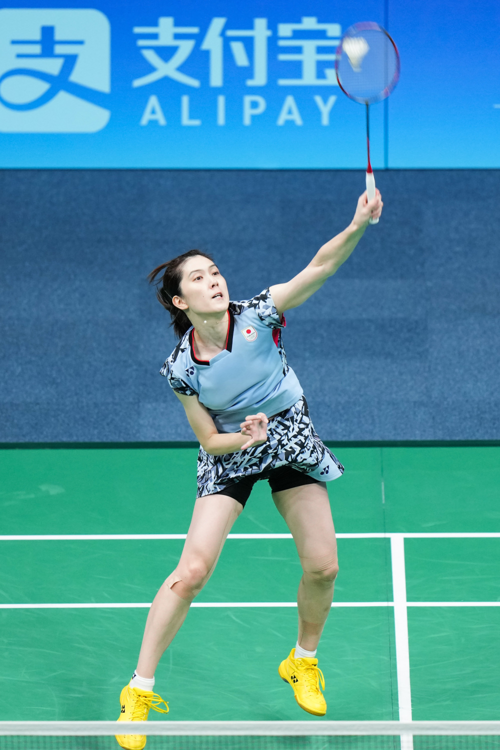 与此同时 与此同时