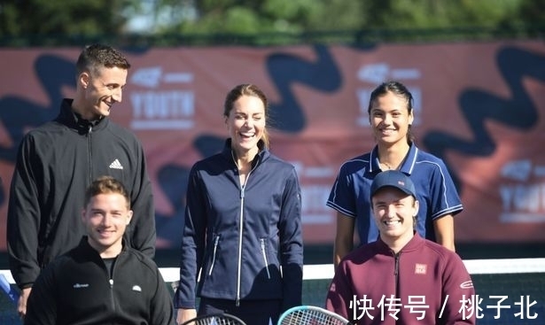 完全不同 完全不同