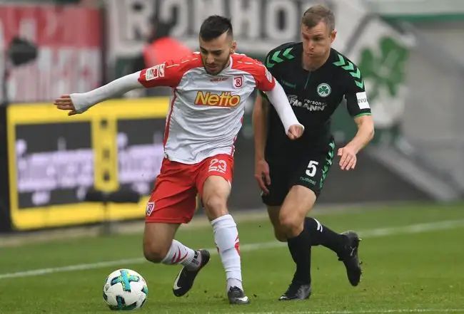 而随着训练 而随着训练