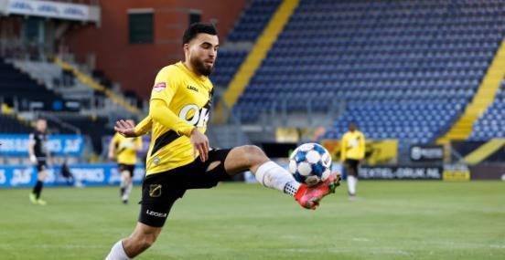 前锋而言 前锋而言